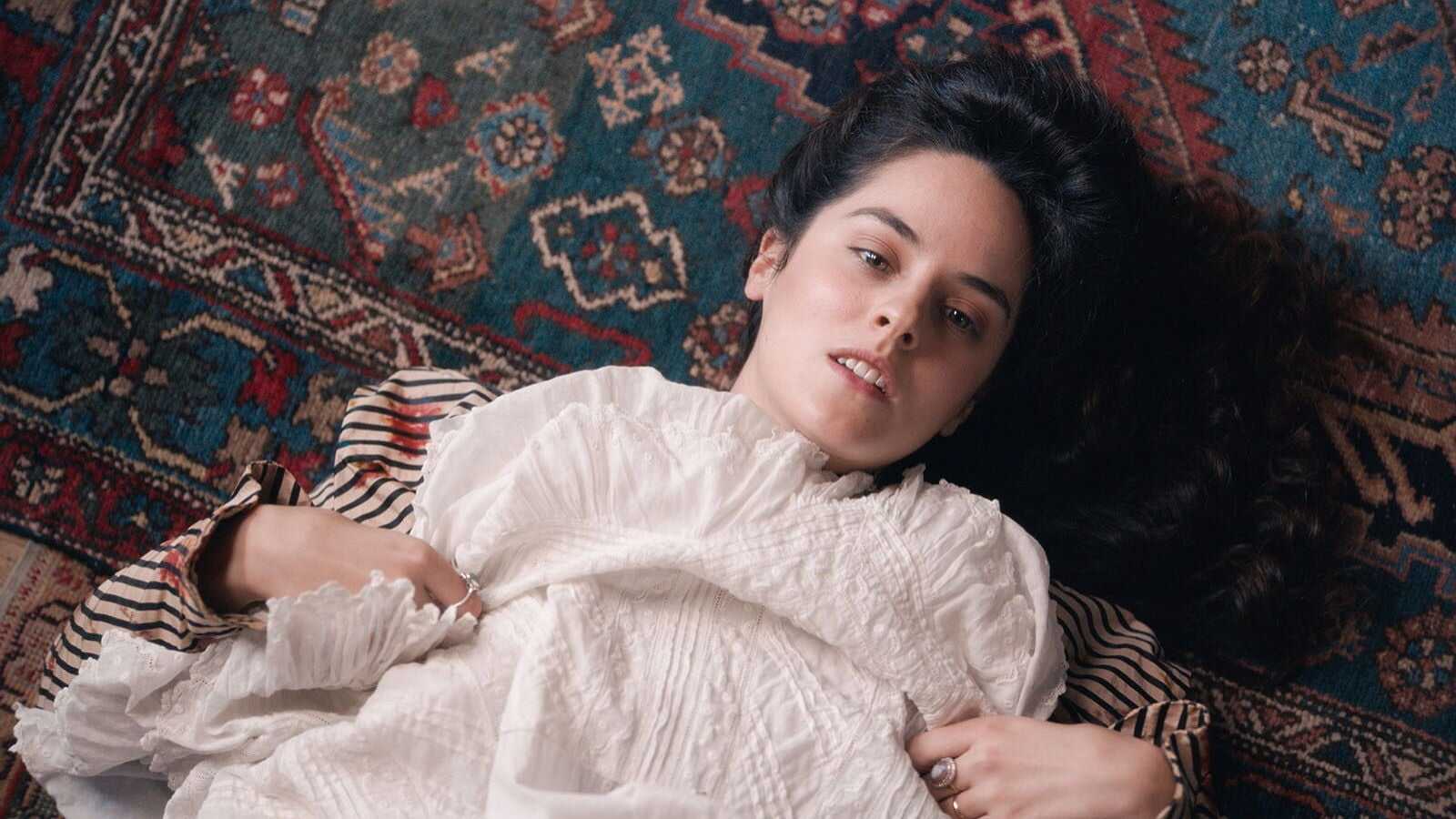 Curiosa 1