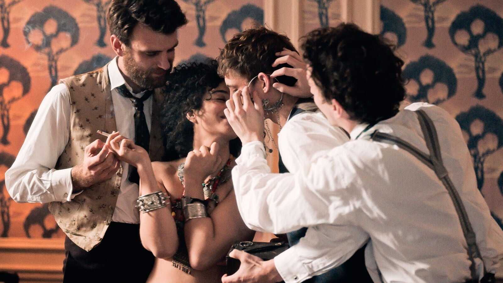 Curiosa 3