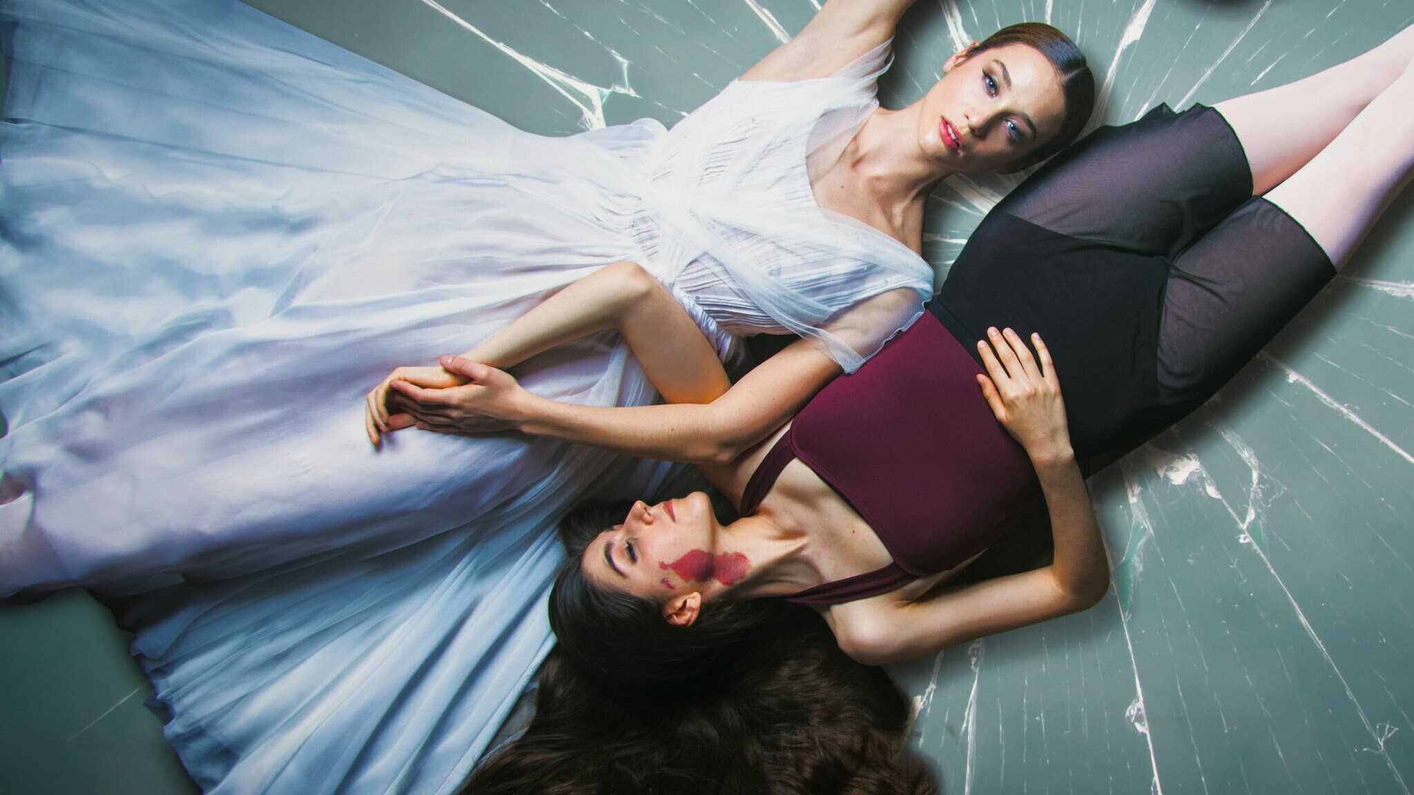 Dancing on Glass 0