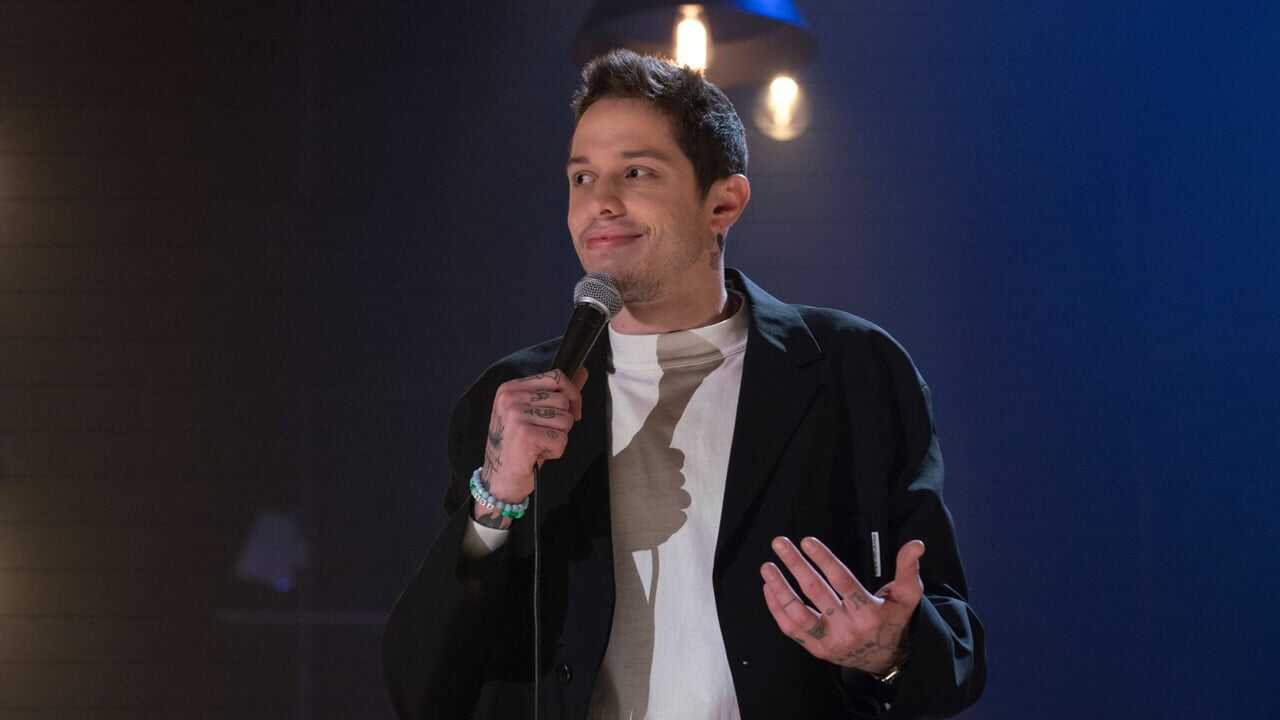 Pete Davidson: Alive from New York 0