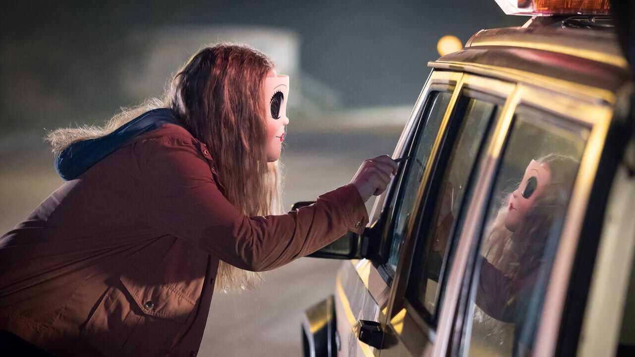 The Strangers: Prey at Night 0