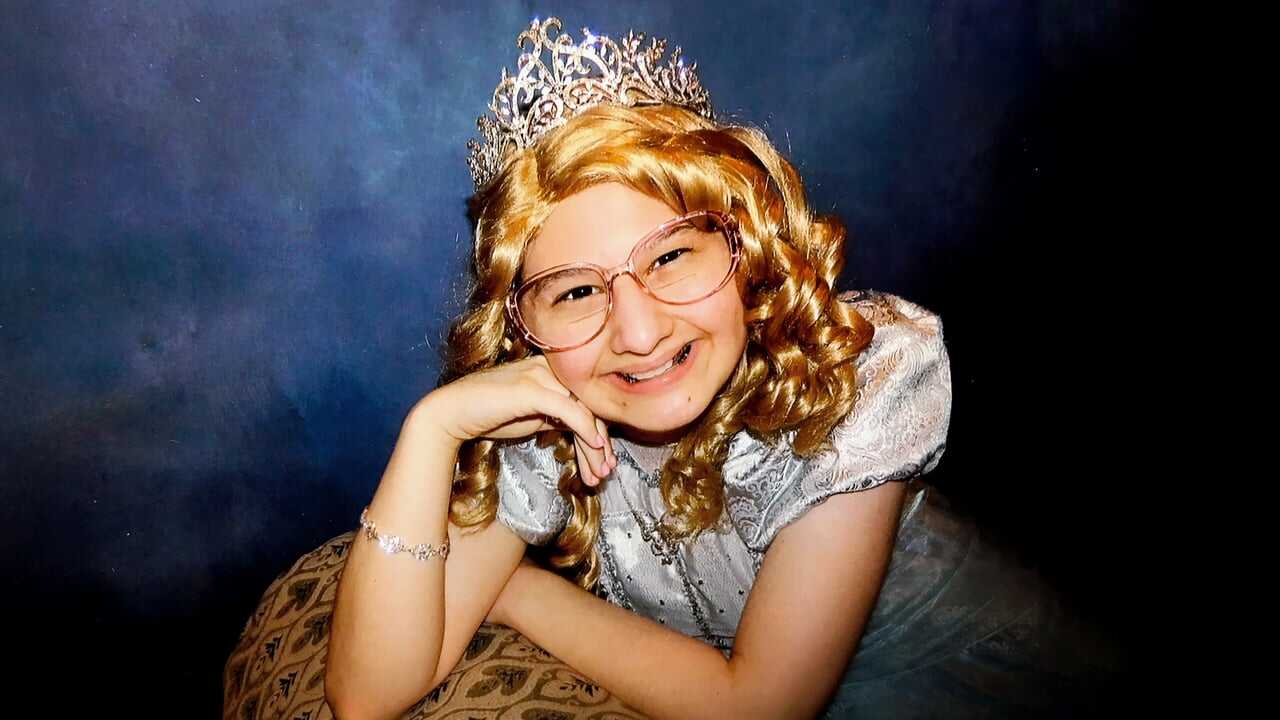 Mommy Dead and Dearest 0