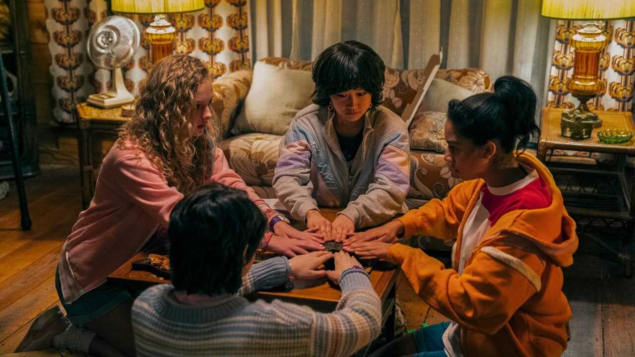 [DE] My Best Friend's Exorcism (2022) 0