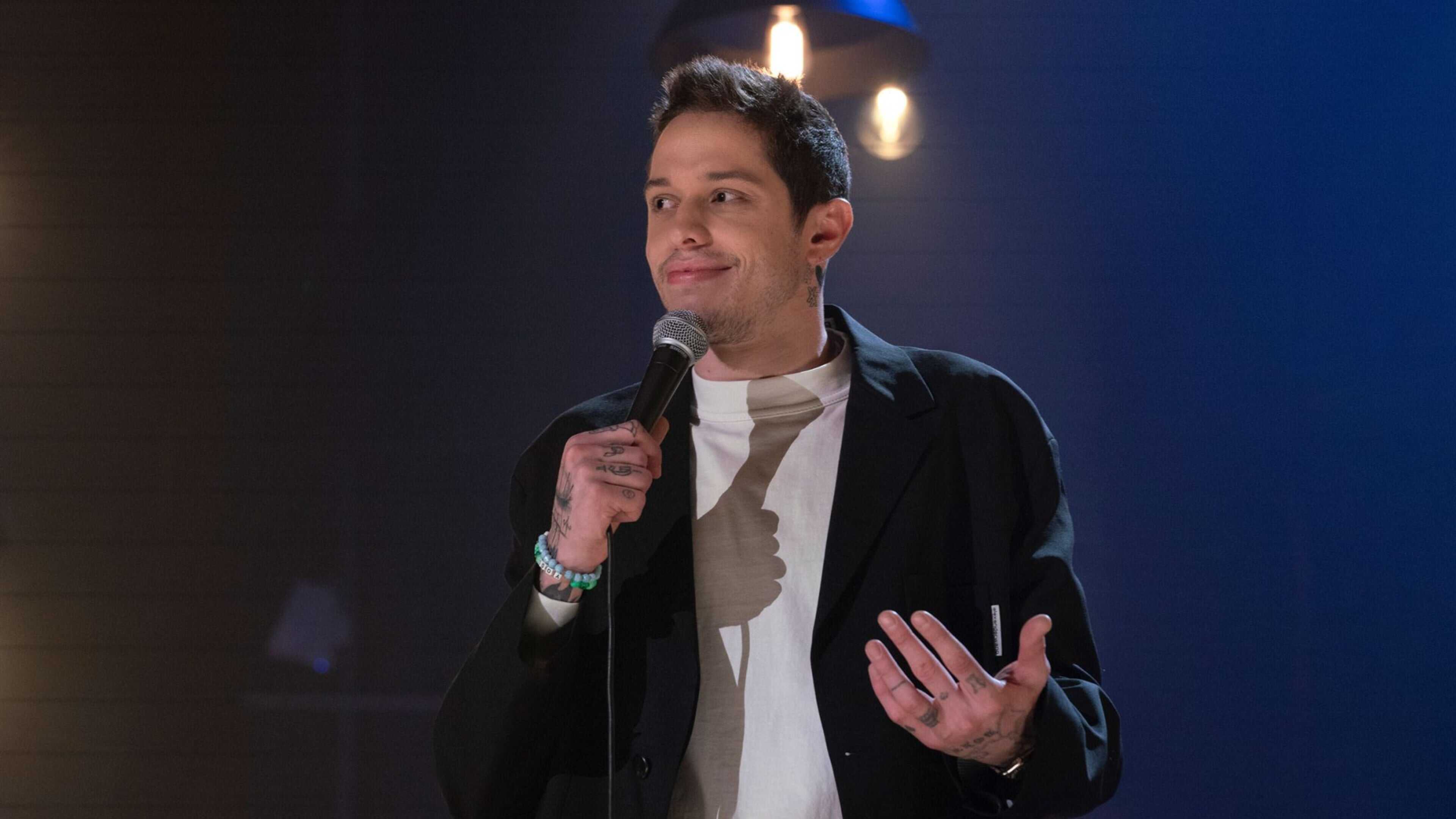 Pete Davidson: Alive from New York 0