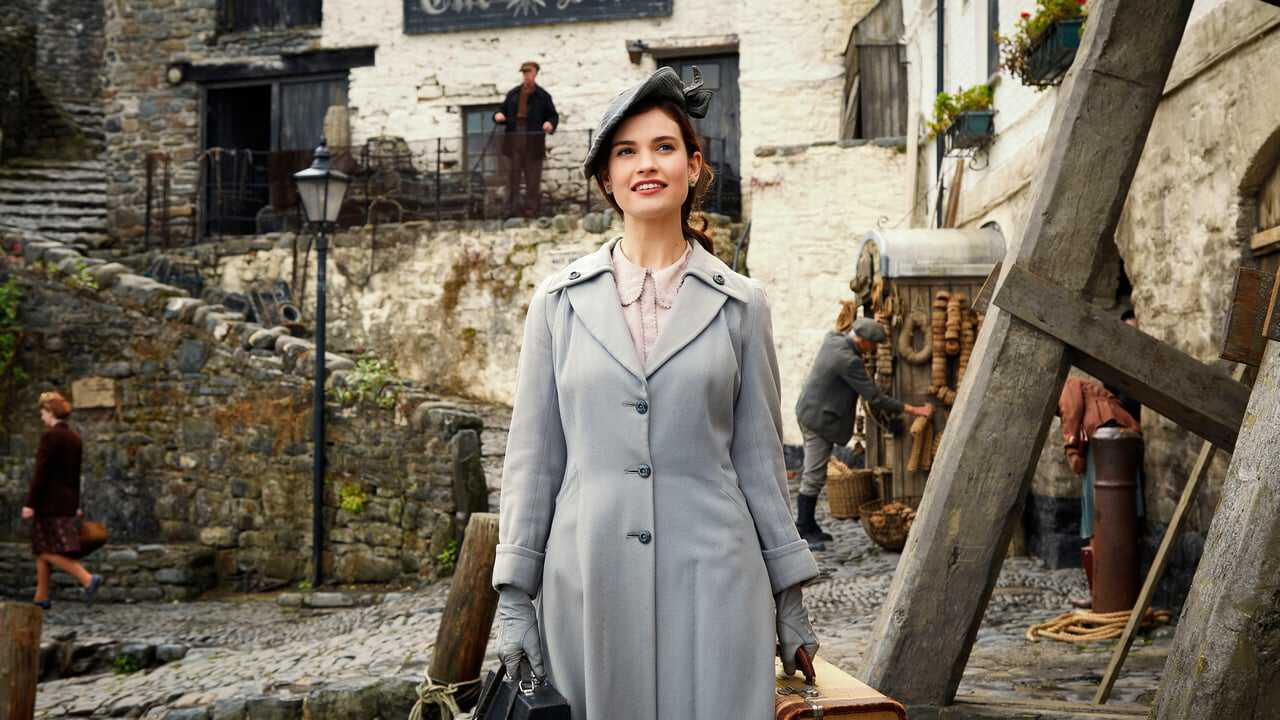 The Guernsey Literary & Potato Peel Pie Society 0