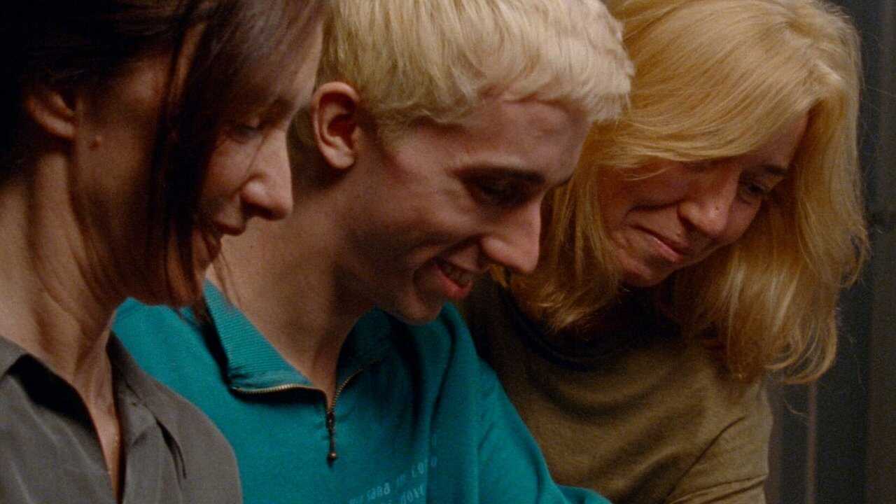 Sobre todo de noche (2023) 0