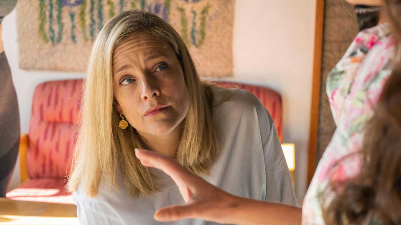 Pernille (2021) FR 4