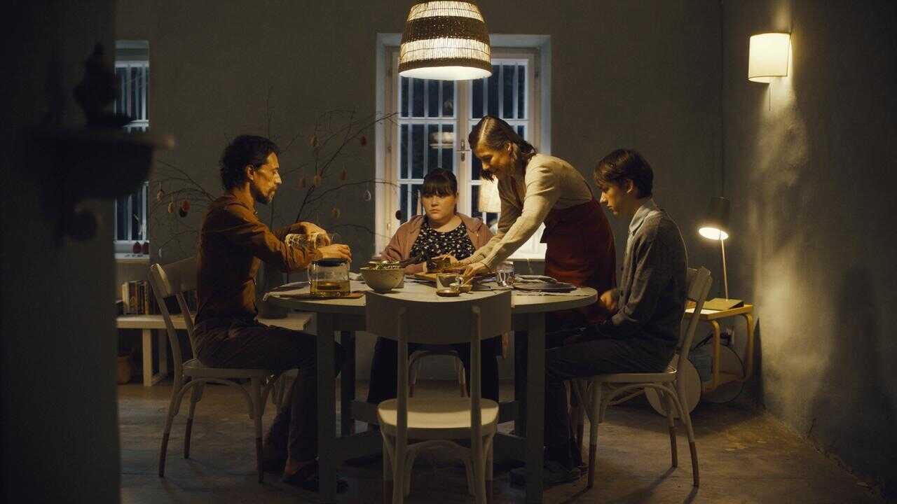 Family Dinner 0
