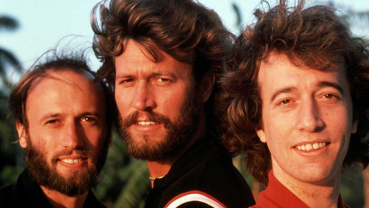 The Bee Gees: How Can You Mend a Broken Heart 0