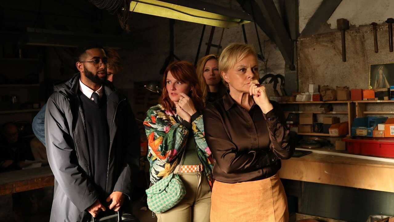 Master Crimes (2023) FR 1