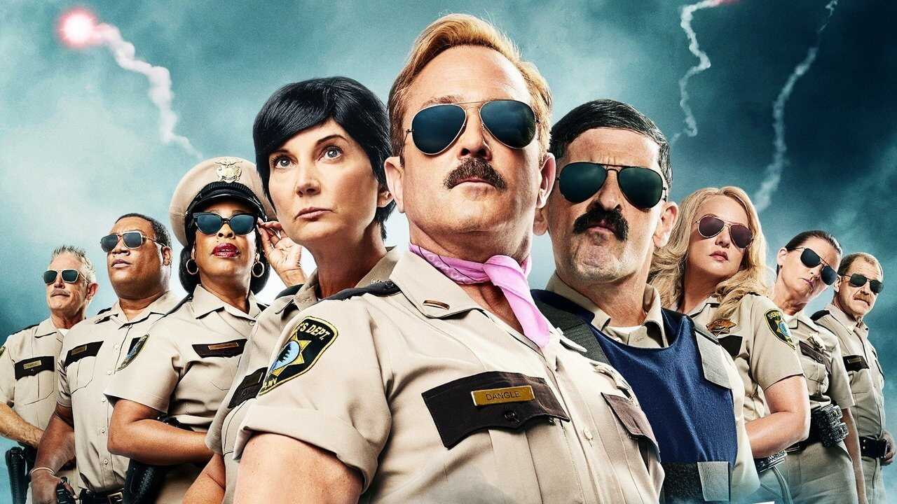 [FR] Reno 911!: The Hunt for QAnon (2021) 0