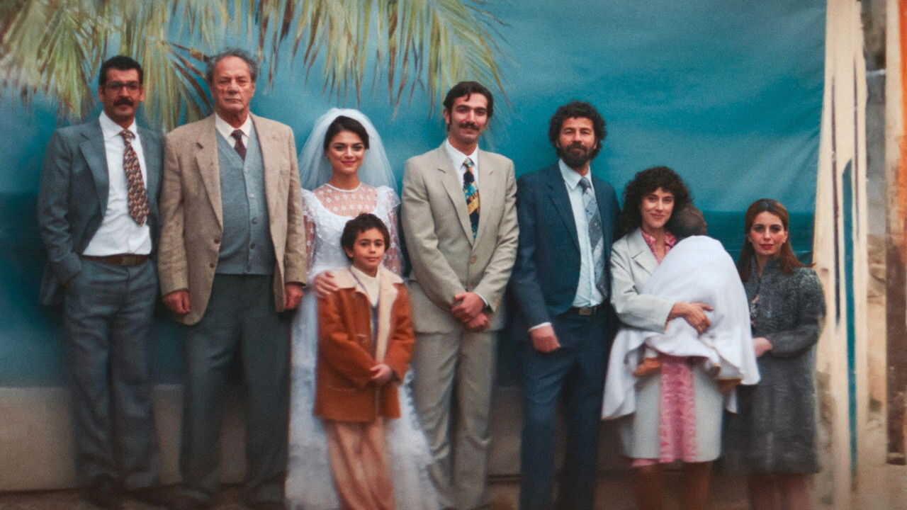 Im Schatten des Orangenbaums (2025) 0