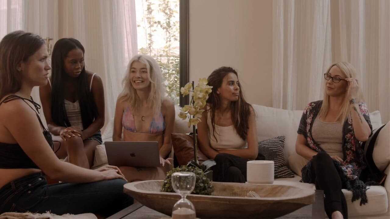 [FR] Bikini Hackers (2023) 0