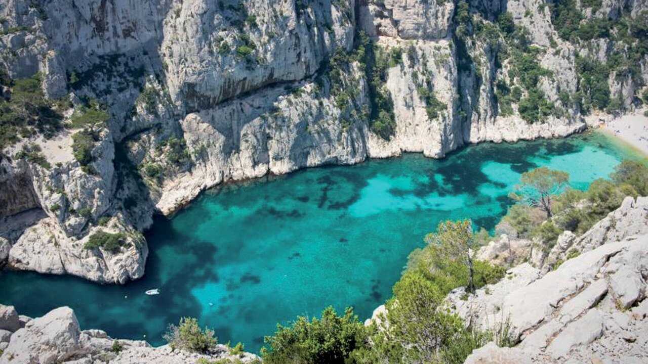 Mortelles Calanques (2021) 0