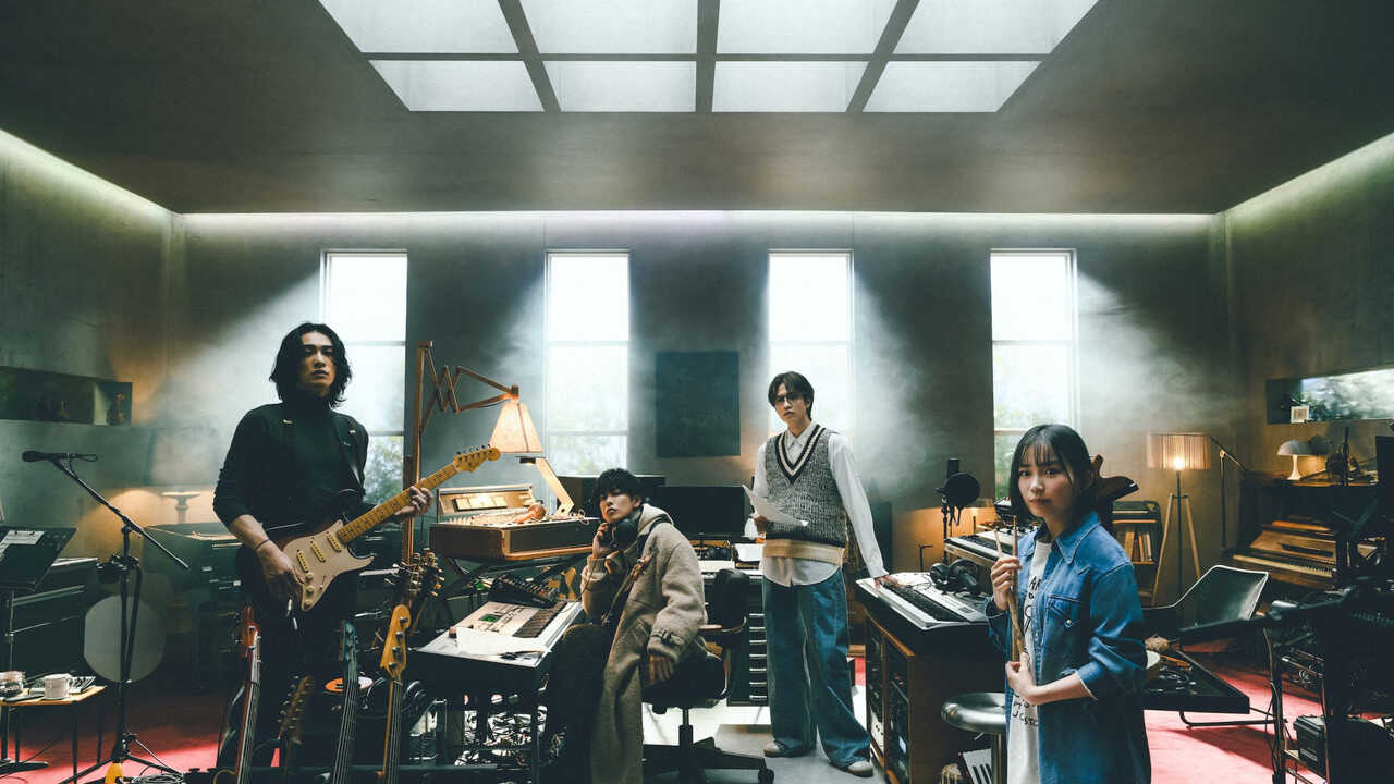 AR - Glass Heart (2025) (JP) 2