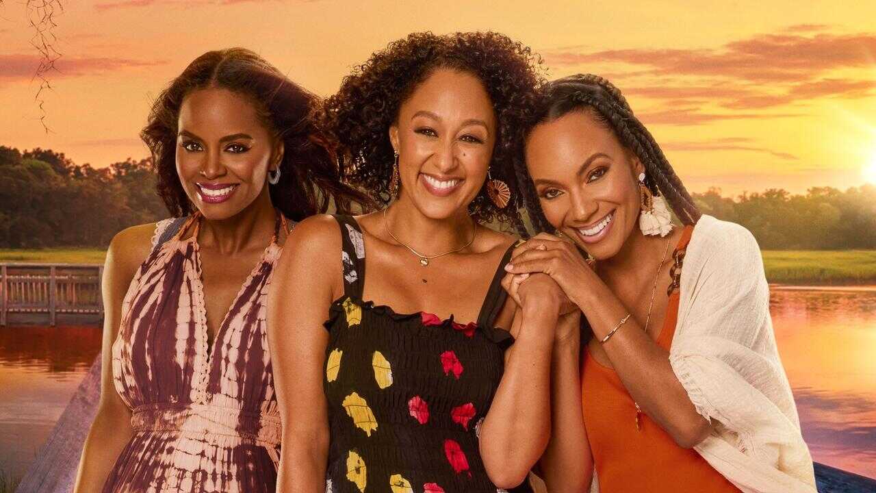 EN - Girlfriendship - 2022 0