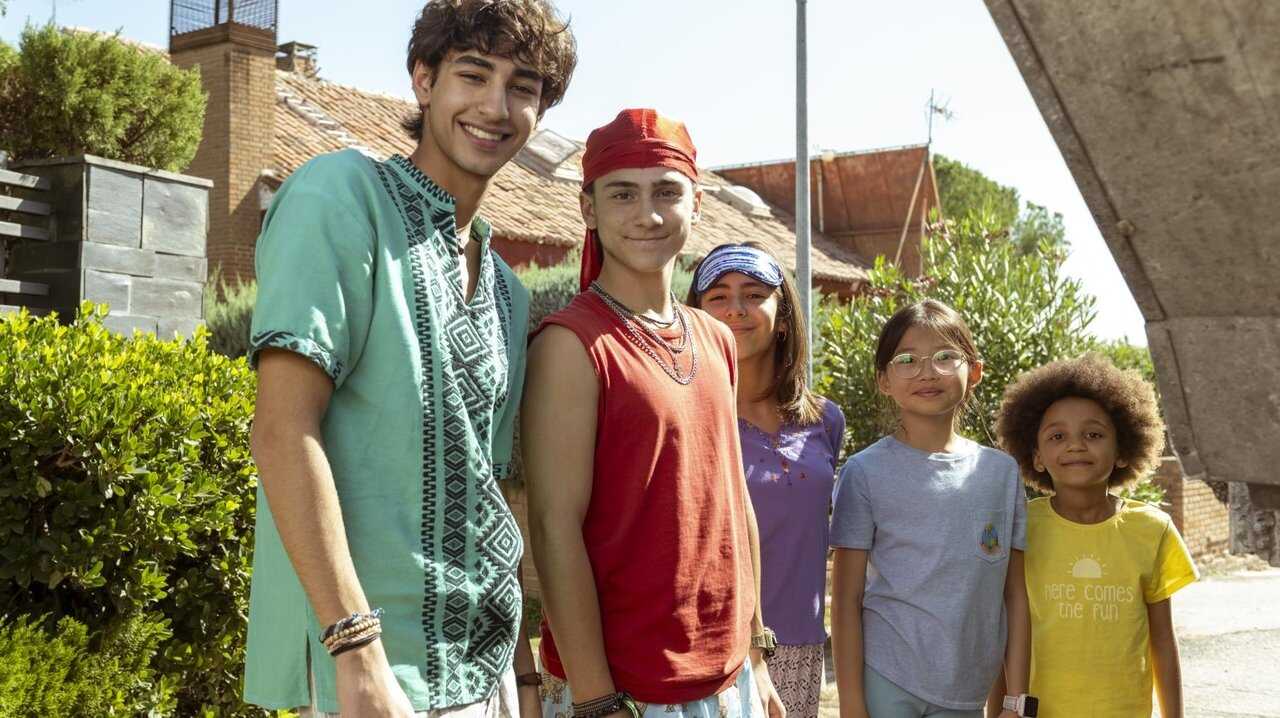 La familia Benetón (2024) 0
