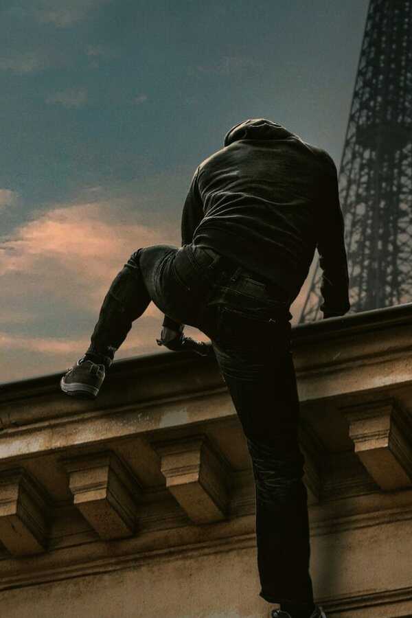 Vjeran Tomic: The Spider-Man of Paris (2023) 0
