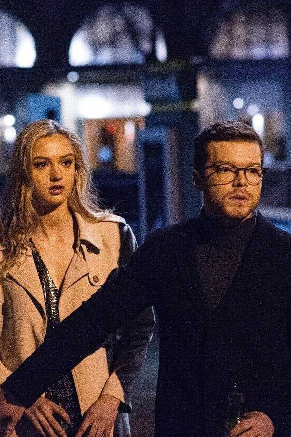 Shattered (2022) 0