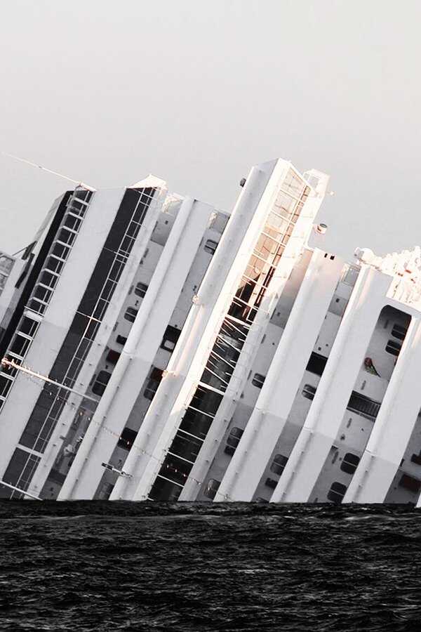 Costa Concordia - Chronik einer Katastrophe (2022) 0