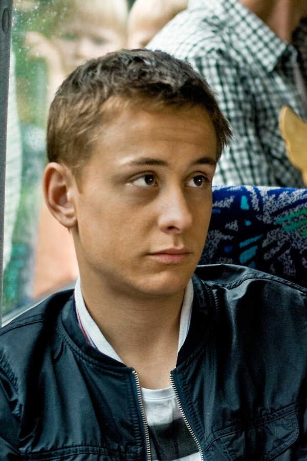 Max Embarrasing 2 (2011) 0