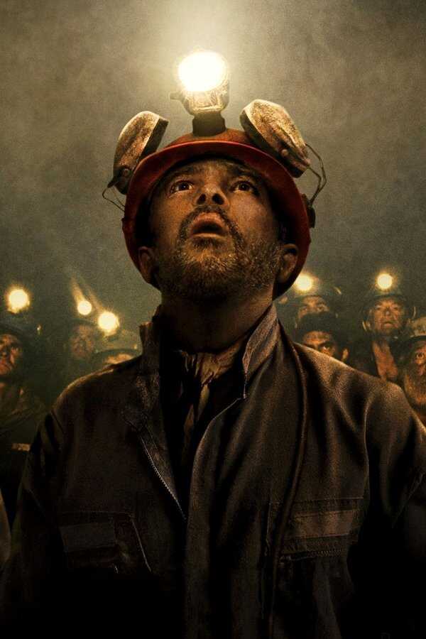 The 33 (2015) 0