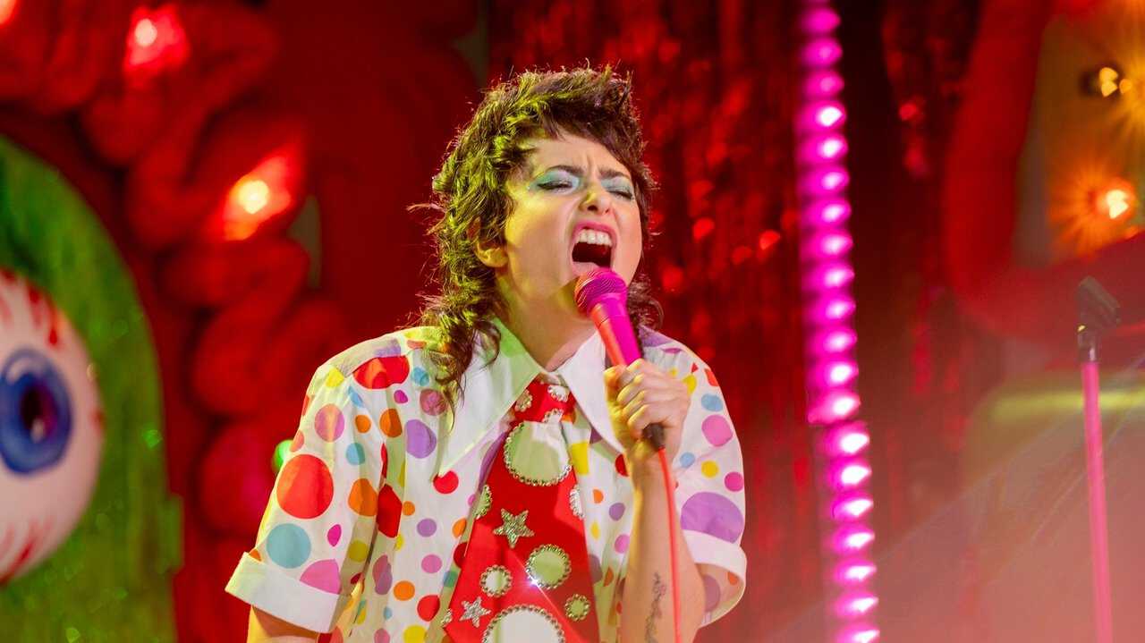 Sarah Squirm: Live + in the Flesh (2025) 0